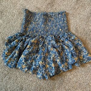 Natural Life, cute floral shorts.